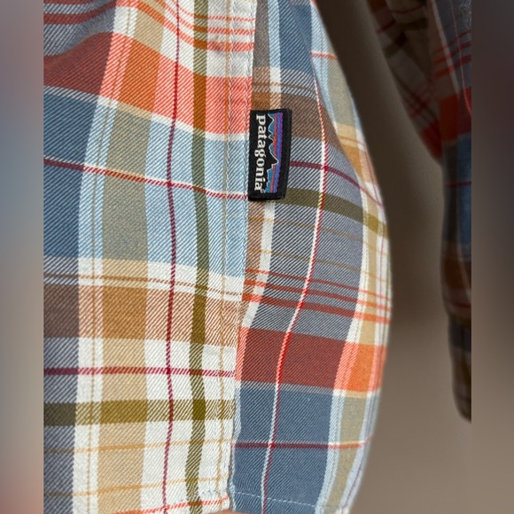 Patagonia Men's Medium Casual Button Down Shirts - Bundle of 2 Organic cotton - Picture 10 of 13